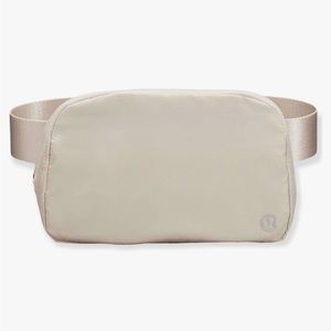 Lulu Everywhere Belt Bag
